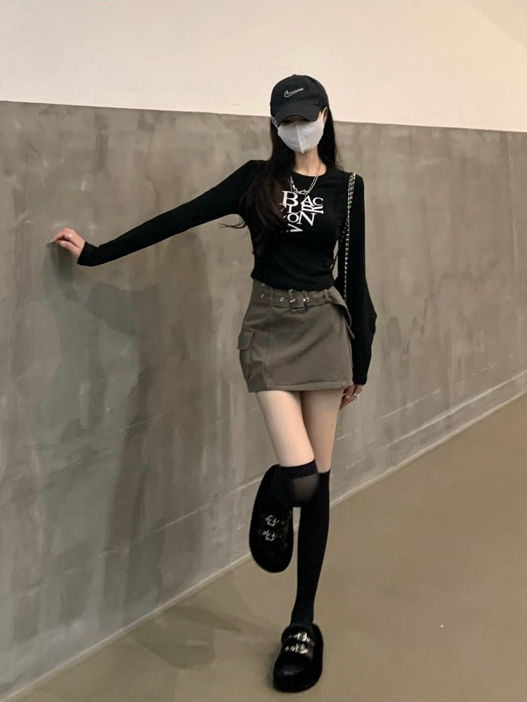 【2color】Barcelona Typo Slim Fit Long Sleeve Tee mry001739