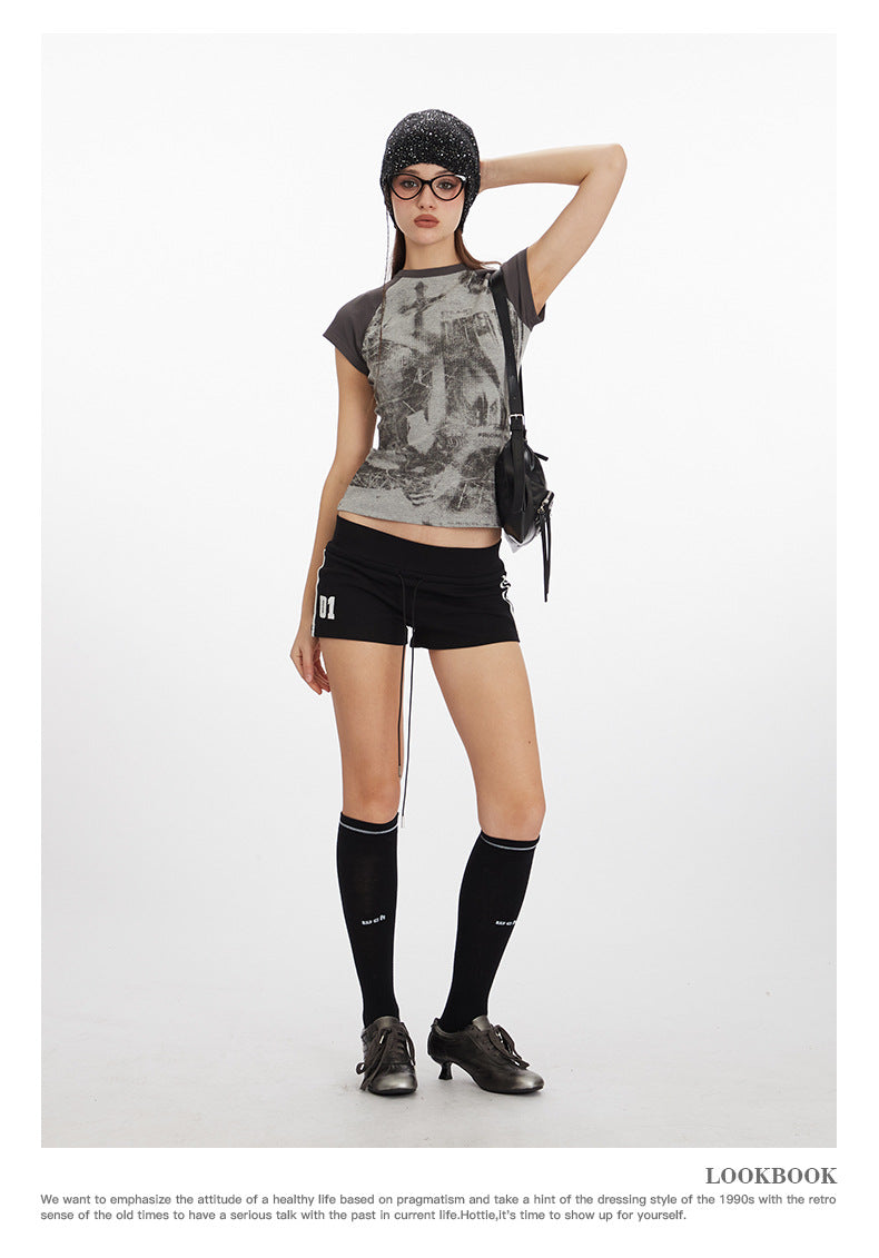 【2color】Distressed Cross Graphic Fitted T-Shirt mry001714