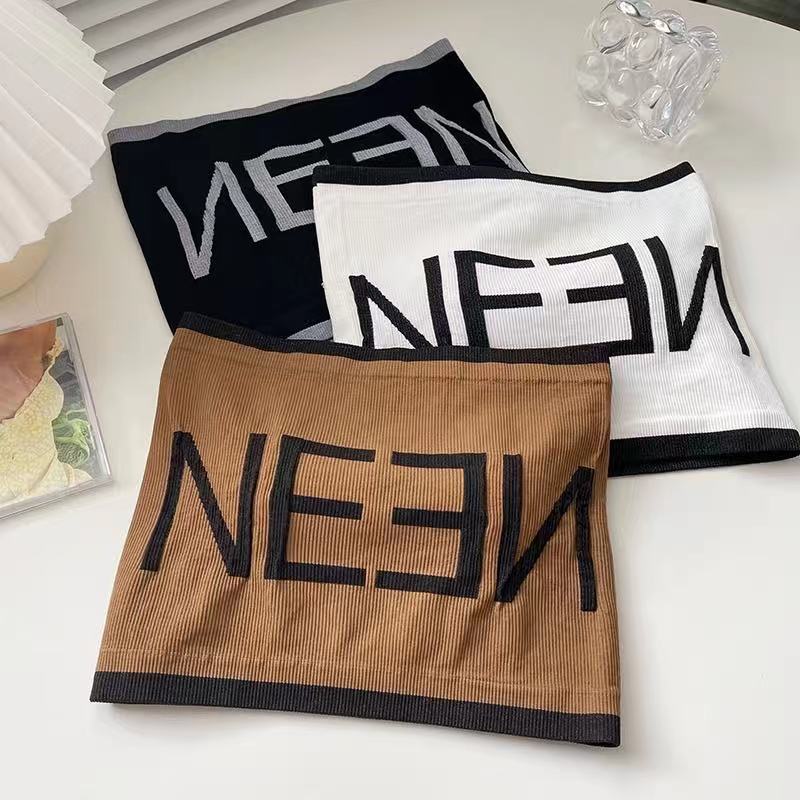 パッド付き ストラップレス チュートップ mry000156