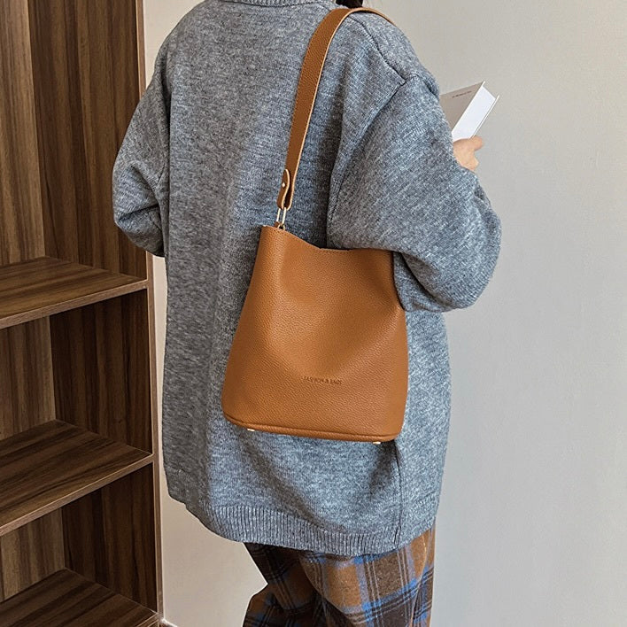 【Carina】2カラー展開 バケットバッグ mry001580