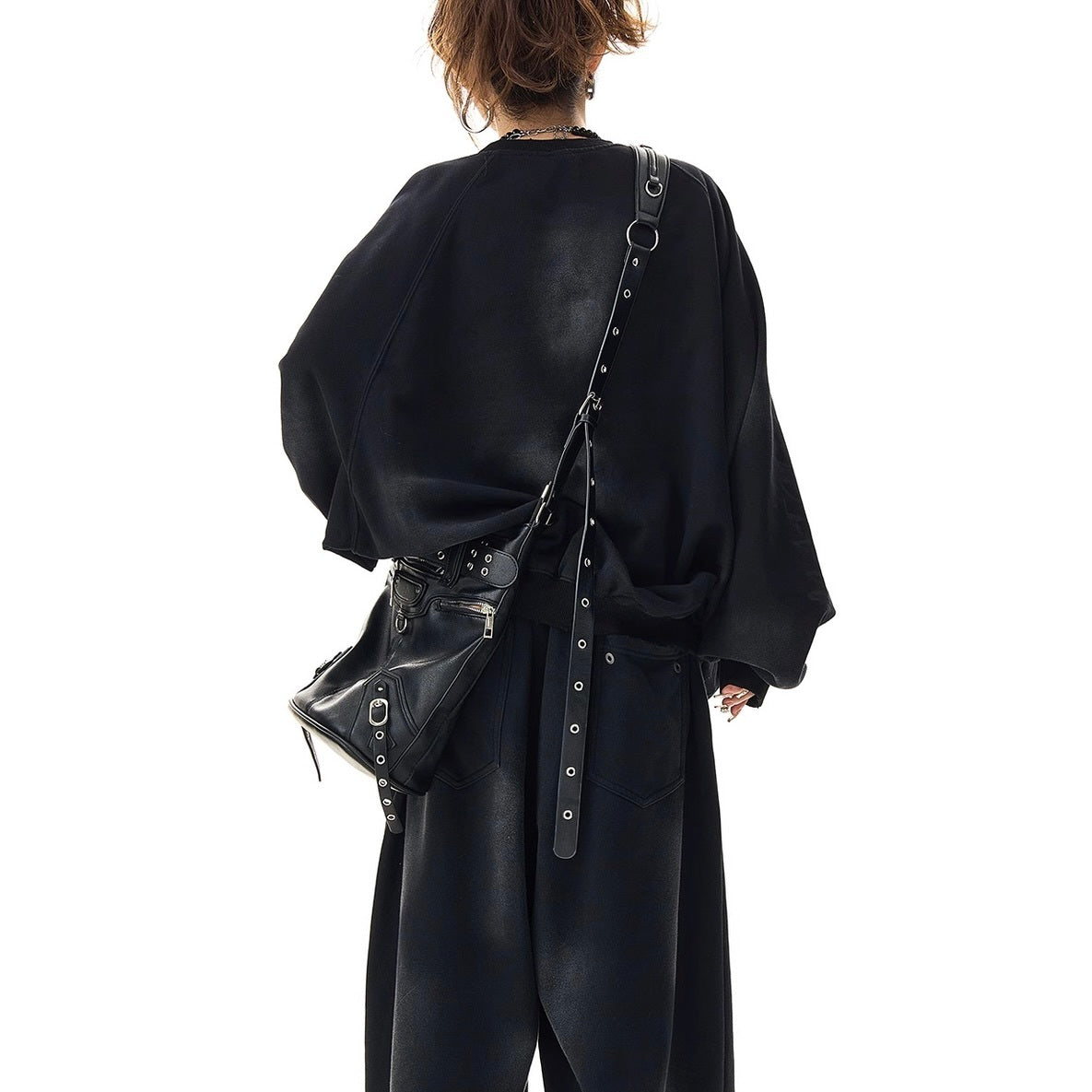 【特別価格 / Tops】Damaged Lettersd Dolman Sweatshirt mry001086