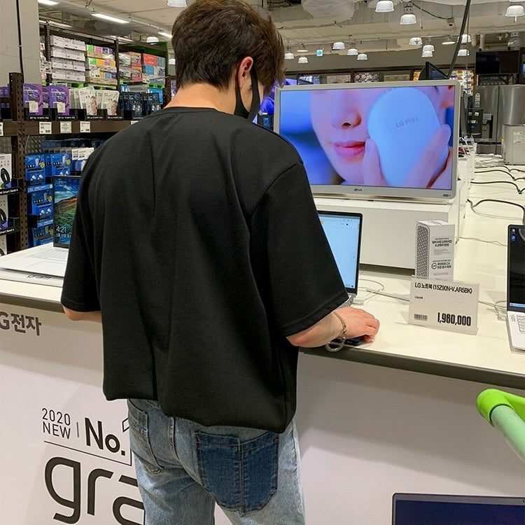 【送料無料】2カラー展開 2023SS モノトーン ロゴ Tシャツ ユニセックス 韓国カジュアル mry000895