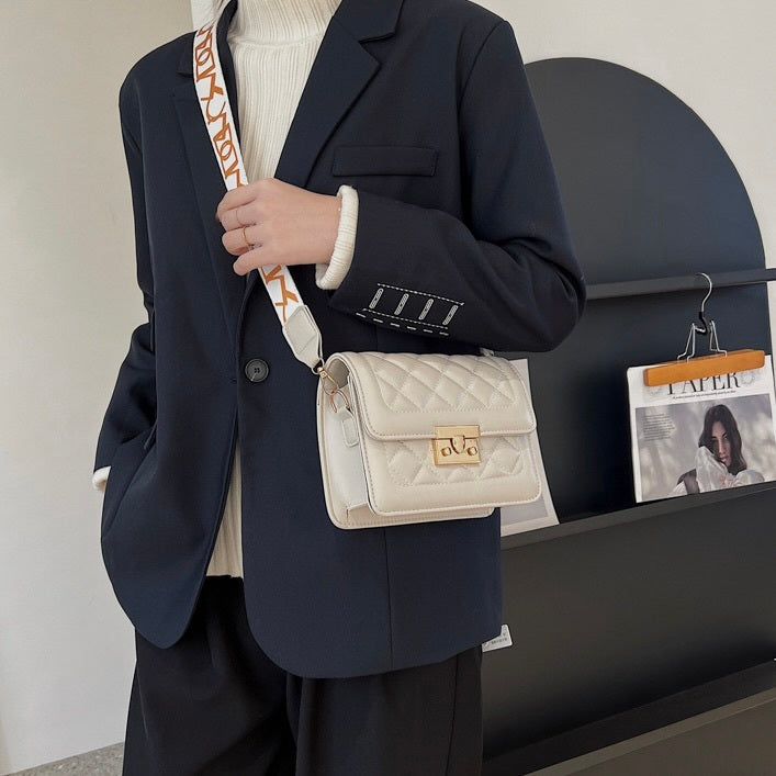 キルティング フラップ スクエアバッグ mry000219