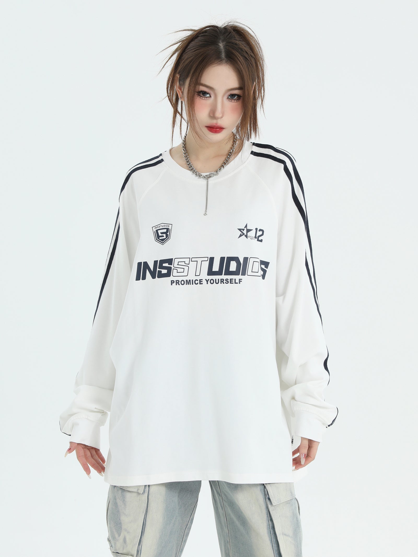 【2color】INSSTUDIOS Oversized Sportswear Sweatshirt mry001623