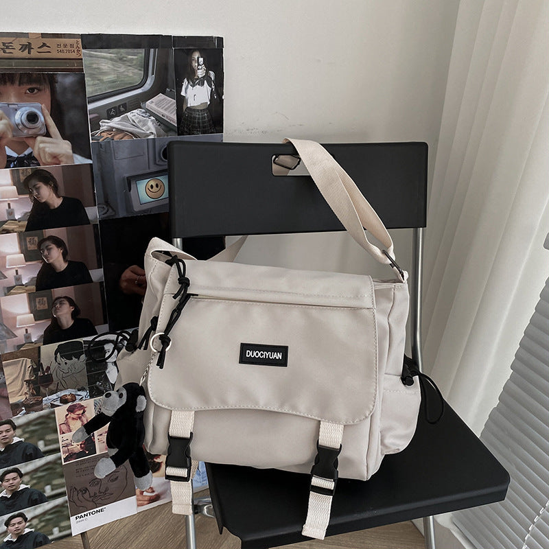 【送料無料】2カラー展開 2023SS ボディーバッグ 斜めがけ スチューデントスタイル韓国ストリート mry000921