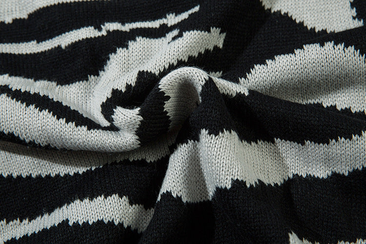 【2color】Raw Edge Animal Print Sweater mry001647