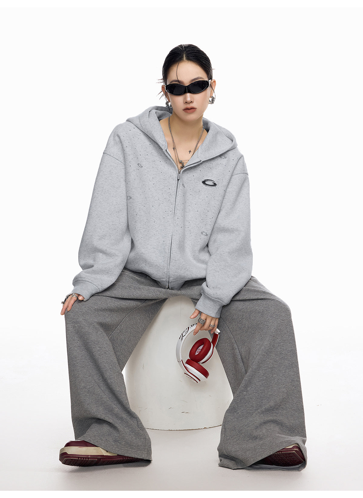 【評価★4.8以上／高品質】Rhinestone Embellished Oversized Zip Hoodie mry001898
