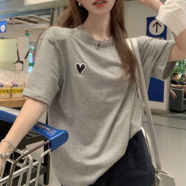 【送料無料】2023SS ワンポイント 半袖Tシャツ サマー ルーズラウンドネック 韓国カジュアル 韓国ガーリー  mry000760