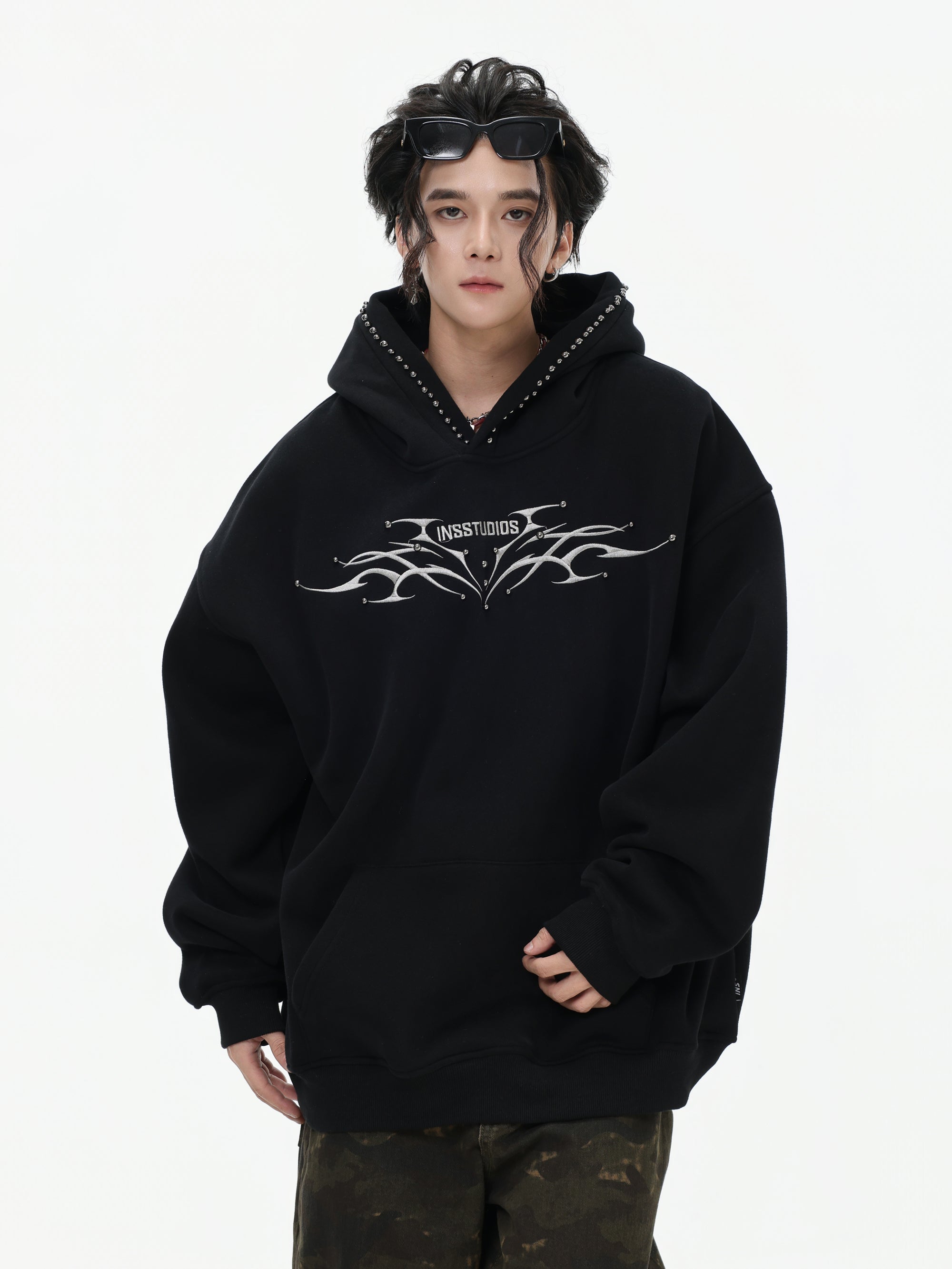 【評価★4.8以上／高品質】Tribal Studded Oversized Hoodie mry001900