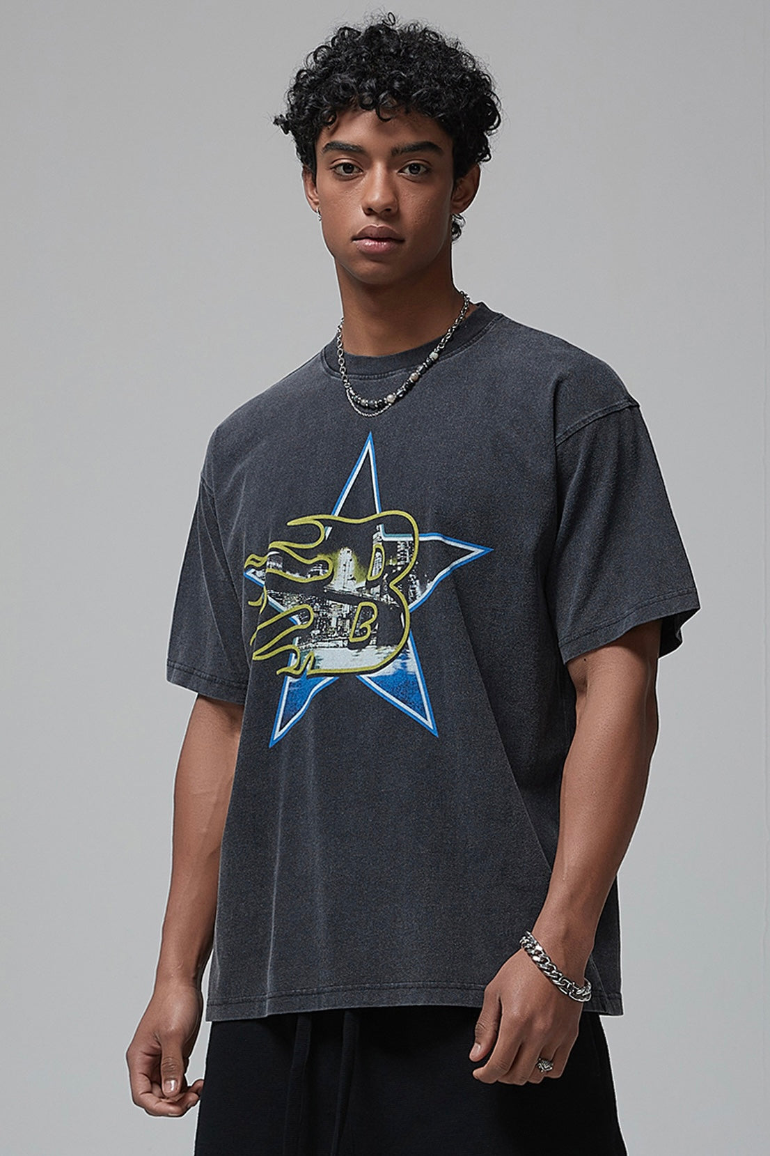 Flame Star Graphic T-Shirt mry001657