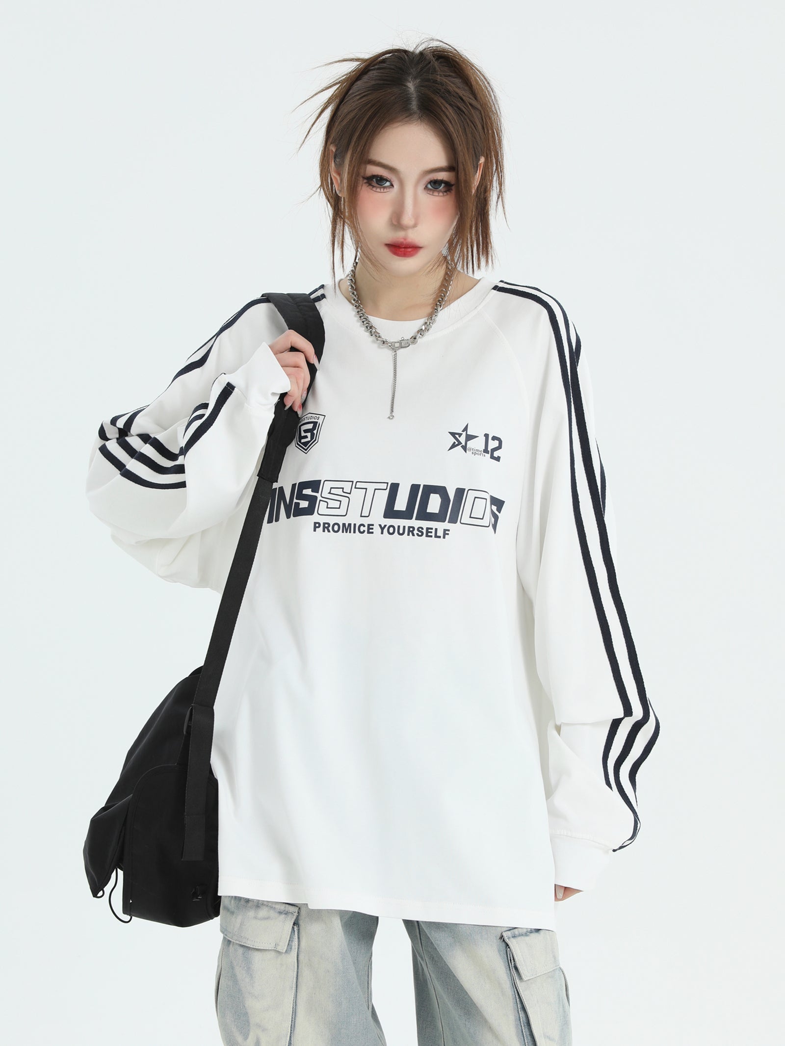 【2color】INSSTUDIOS Oversized Sportswear Sweatshirt mry001623