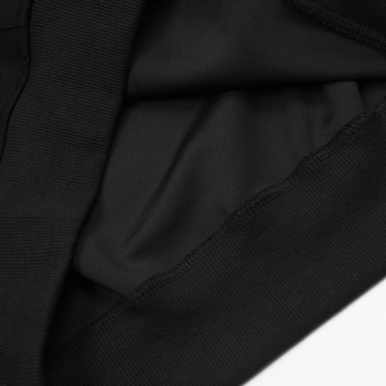 【Unisex/2color】Cross Metallic Design Black Hoodie mry001621