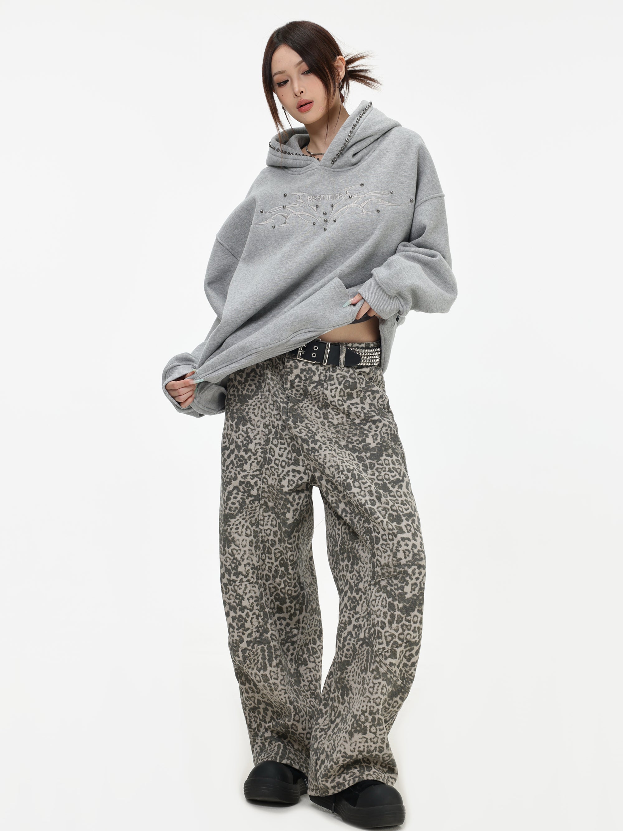 【評価★4.8以上／高品質】Tribal Studded Oversized Hoodie mry001900