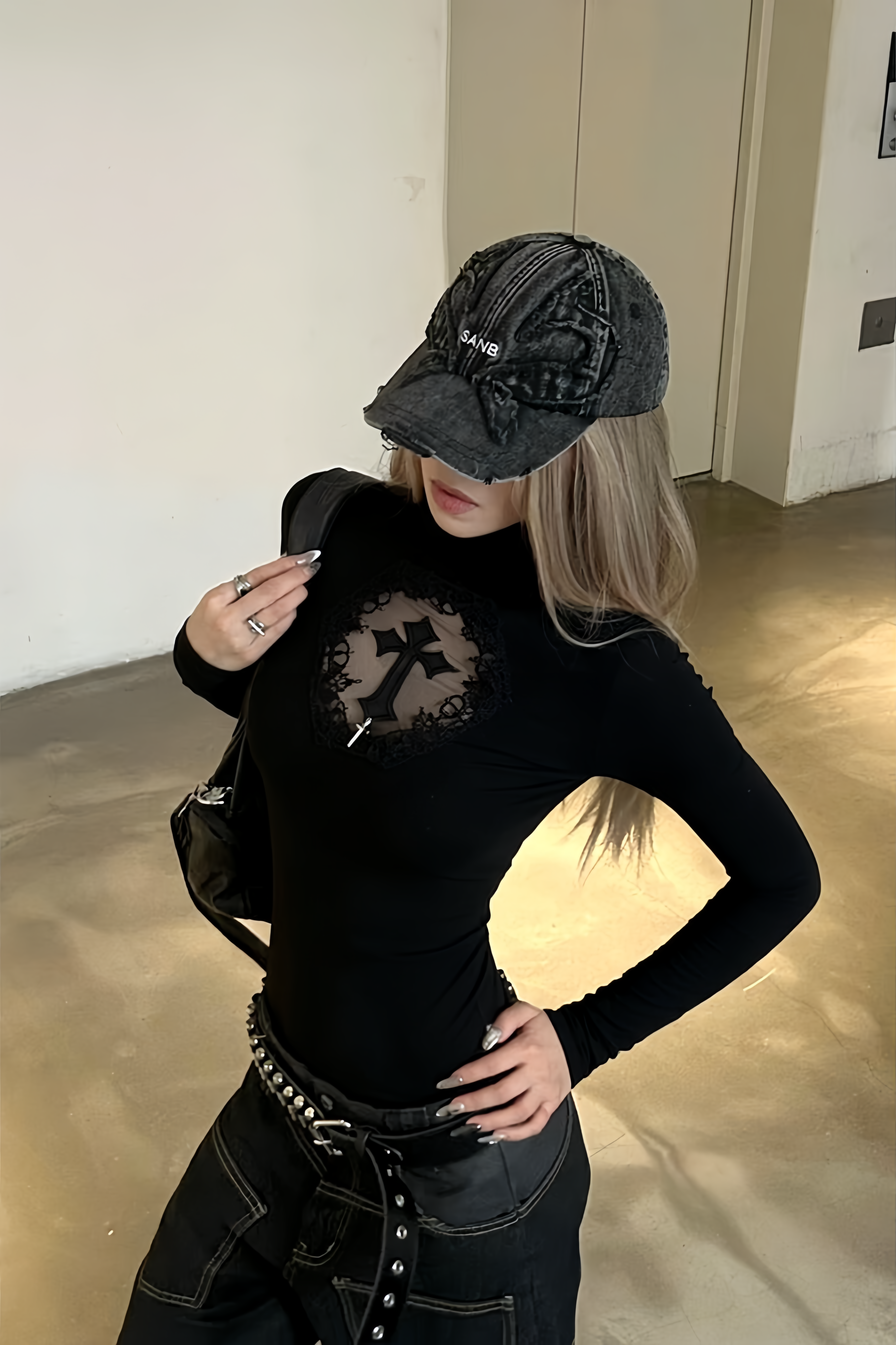 【トップス】レースクロスカットアウトトップス mry002329