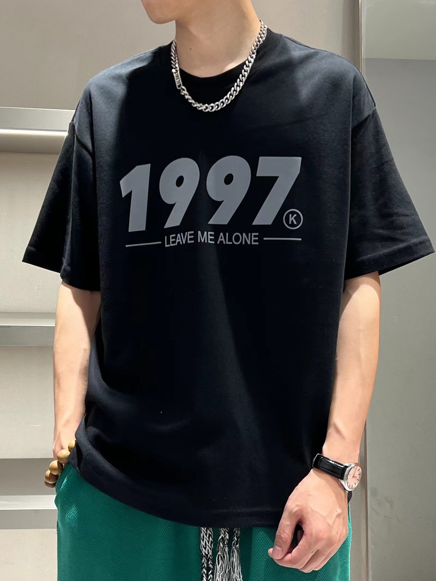 【送料無料】4カラー展開 高品質 シンプル レター デザイン 半袖 Tシャツ ユニセックス   mry000674