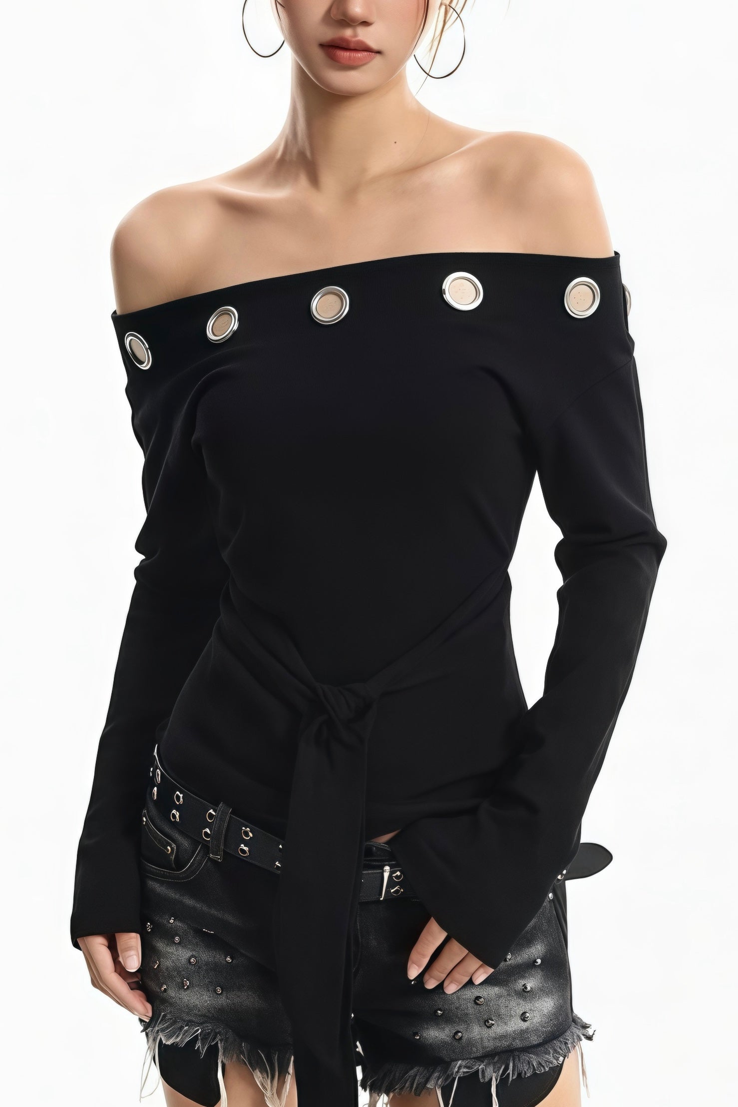 【トップス／2color】メタルリングオフショルトップス mry002310