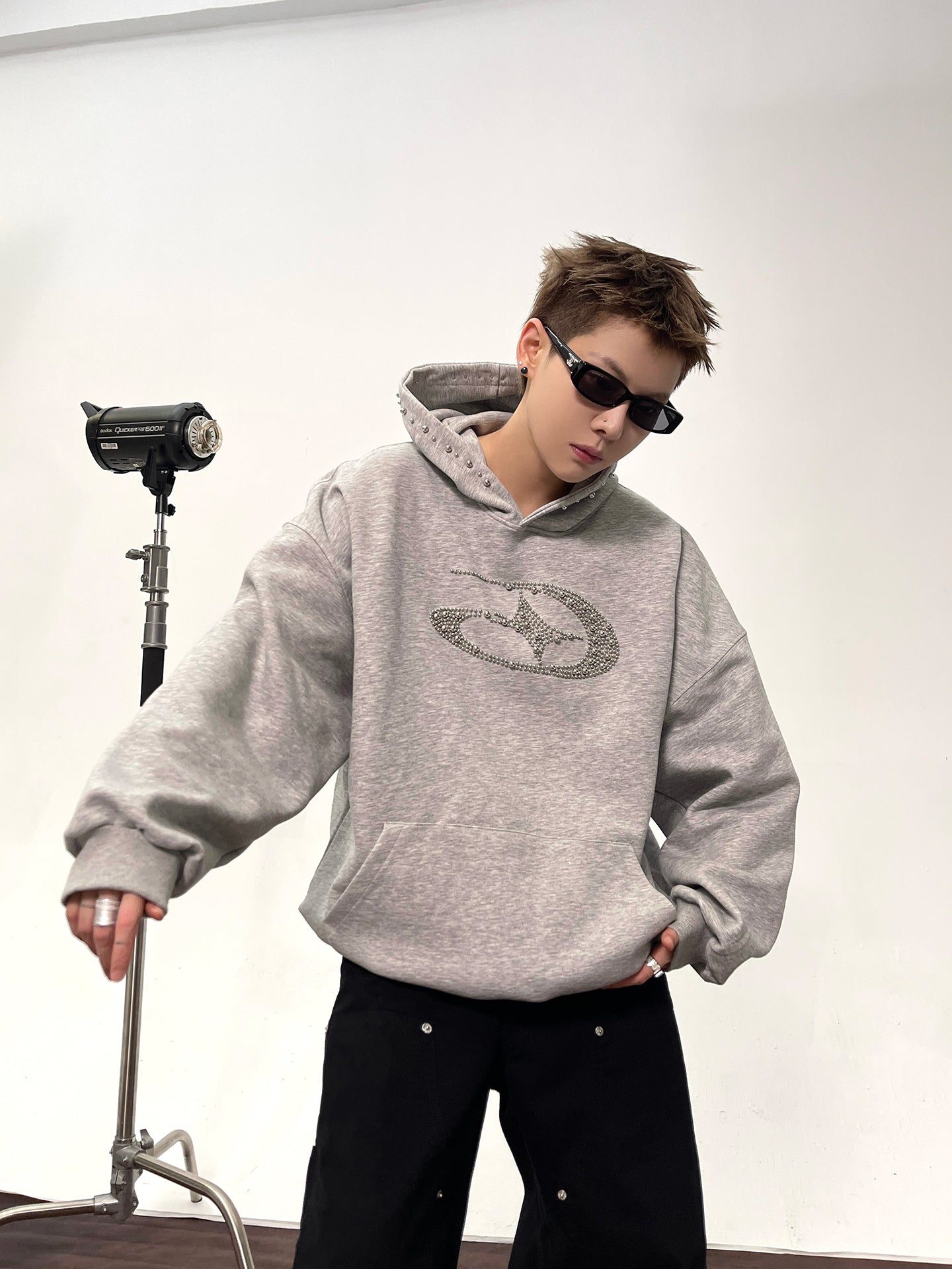 【評価★4.8以上／高品質】Rhinestone Logo Oversized Hoodie mry001901
