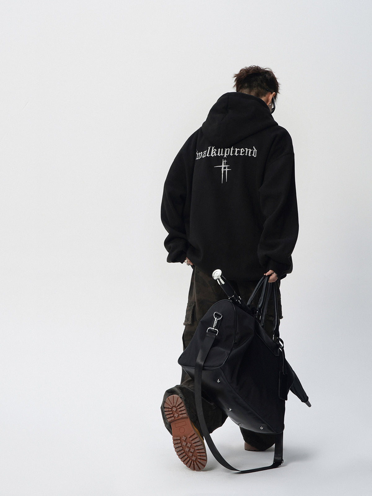 【評価★4.8以上／Tops】Minimal Cross Logo Oversized Hoodie mry001916