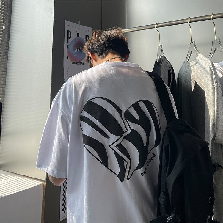 【送料無料】ハートロゴ 2カラー Tシャツ 韓国ストリート 韓国カジュアル ユニセックス シンプルコーデ　mry000553