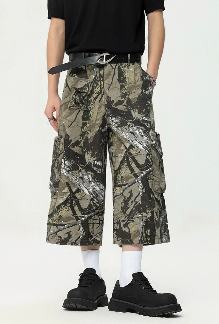 Camo Print Cropped Cargo Pants mry001698