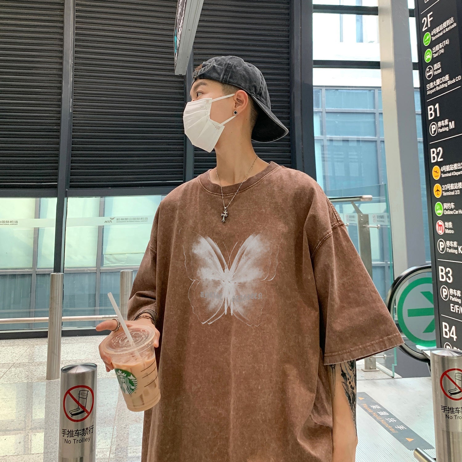 【送料無料】2カラー展開 2023SS レトロ グラフィック バタフライ ルーズ ビッグ Tシャツ ユニセックス 韓国ストリート 韓国カジュアル　mry000843