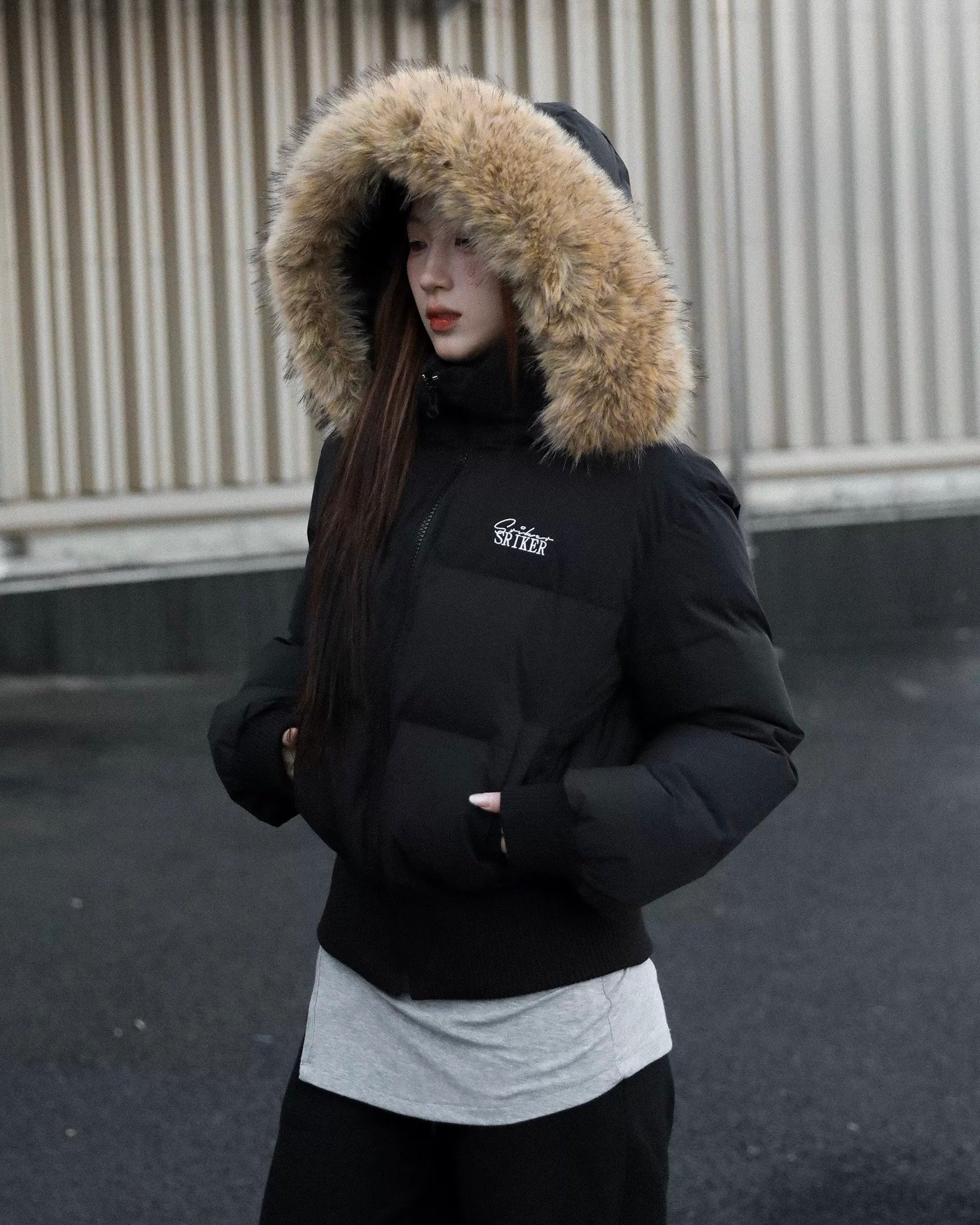 Faux Fur Trimmed Short Puffer Jacket mry001967