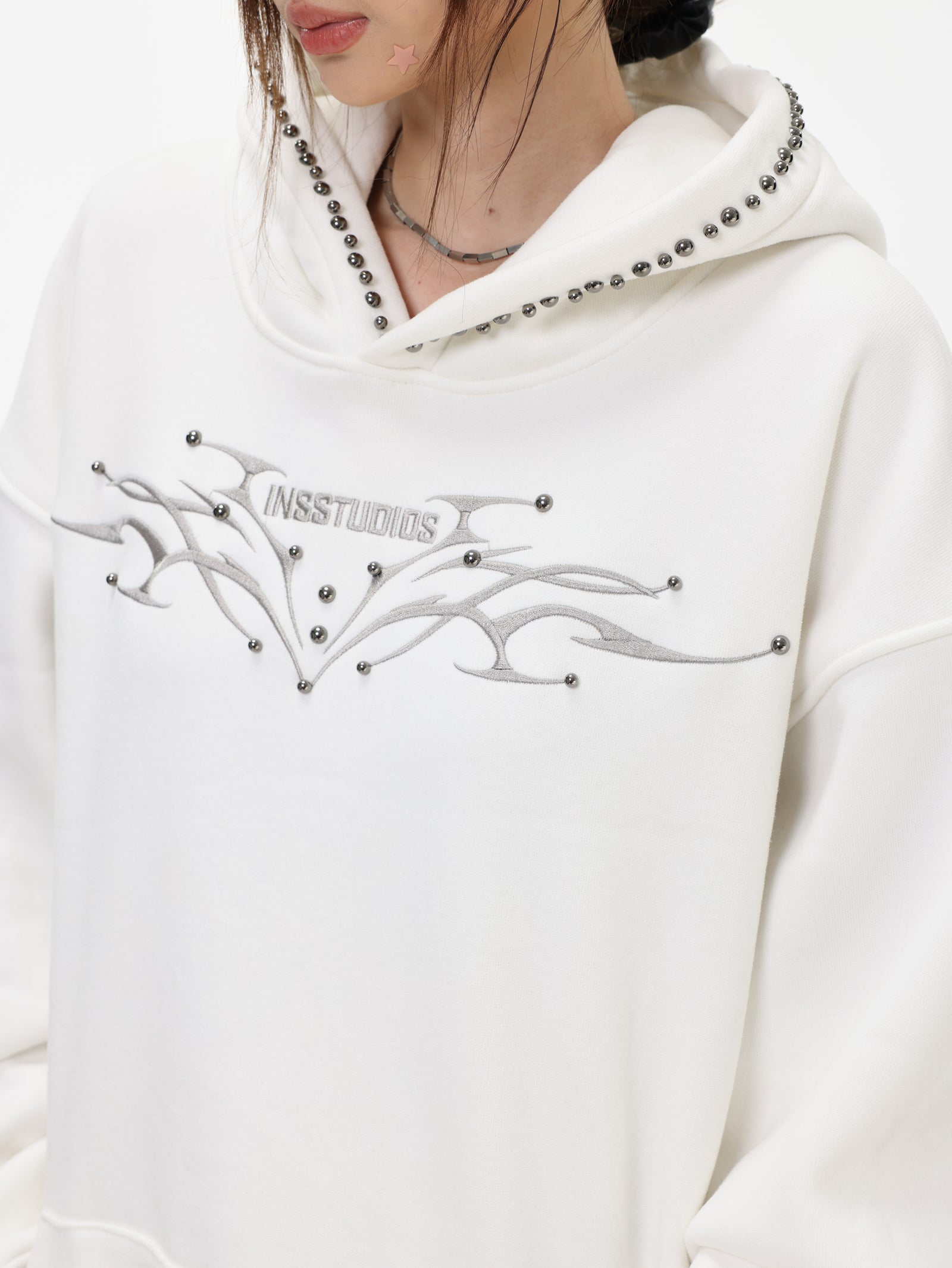 【評価★4.8以上／高品質】Tribal Studded Oversized Hoodie mry001900