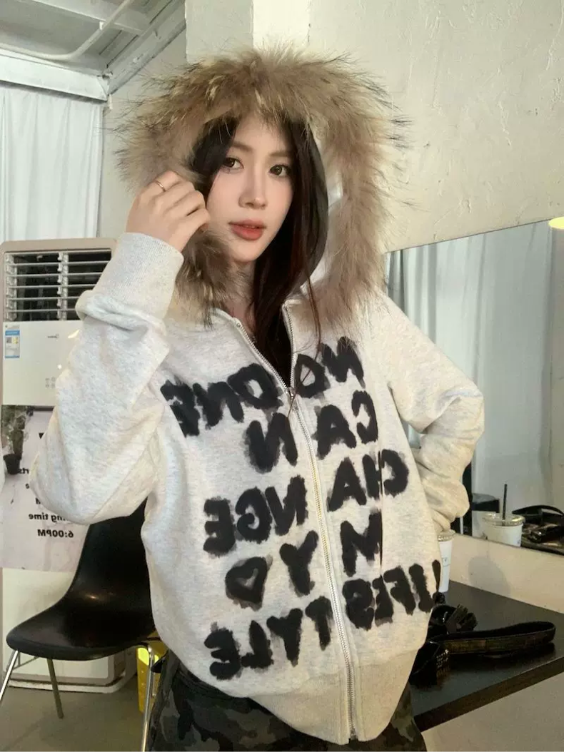 Fur Hood Graphic Zip Hoodie mry002026