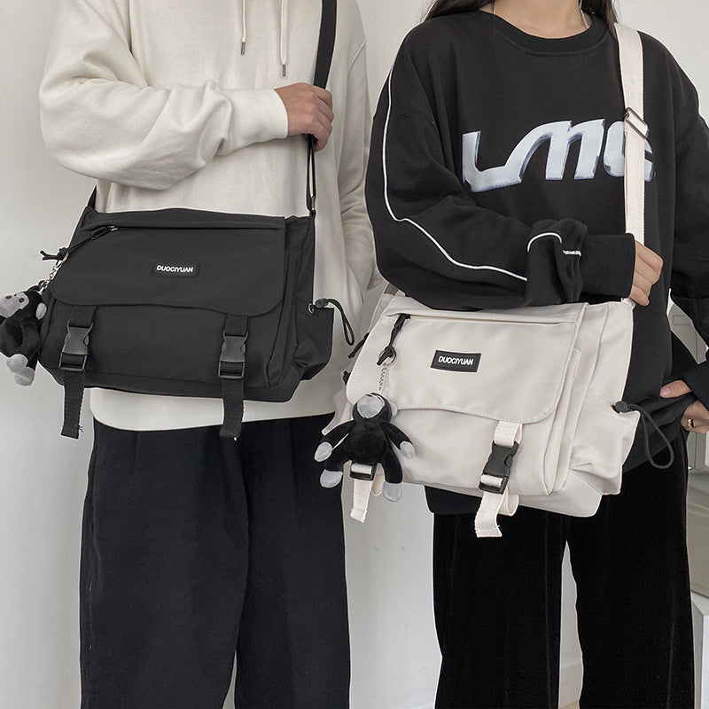 【送料無料】２カラー展開 2023SS ボディーバッグ 斜めがけ スチューデントスタイル韓国ストリート　mry000921