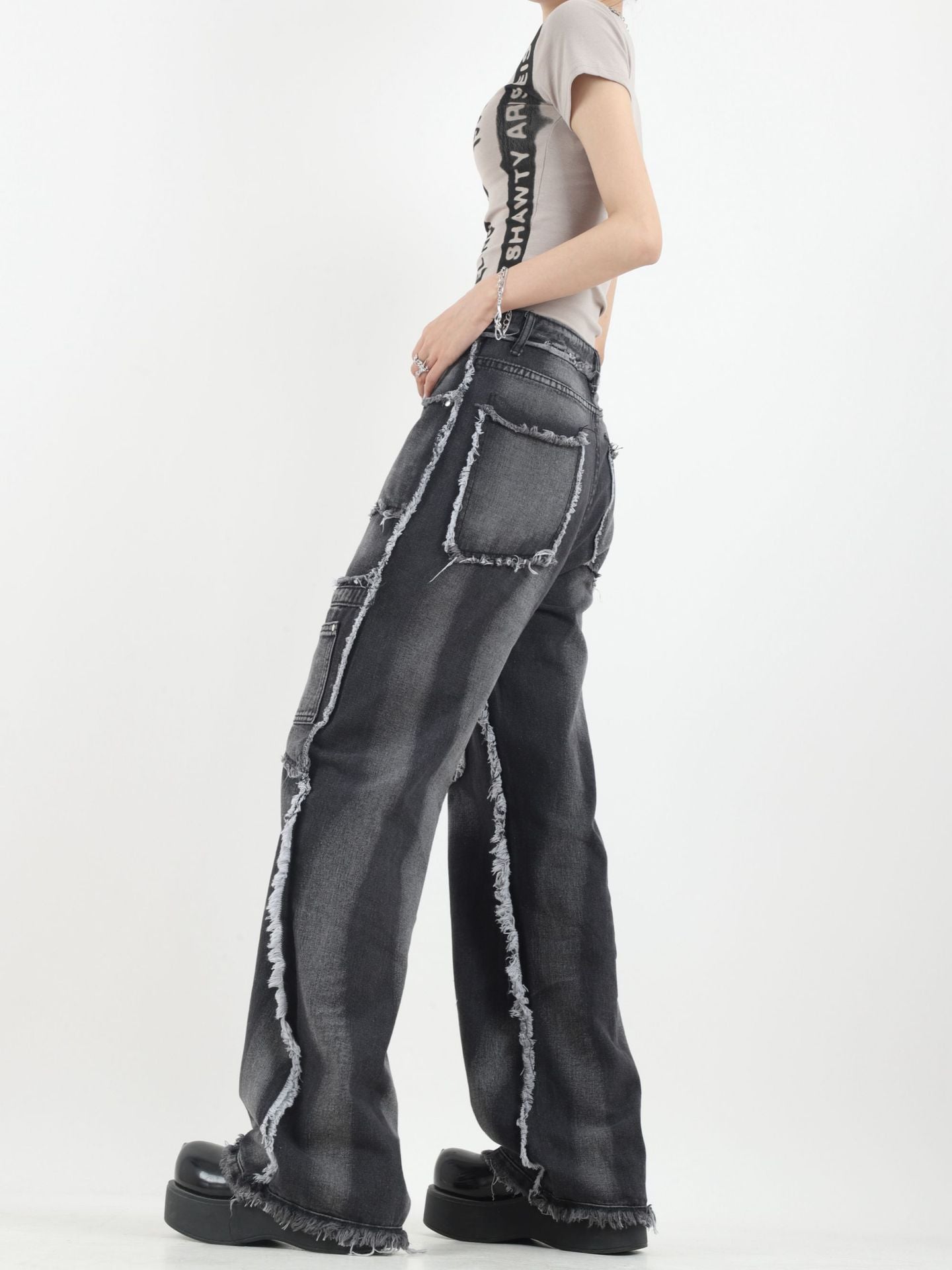 Grunge Patchwork Wide-Leg Denim Pants mry001668