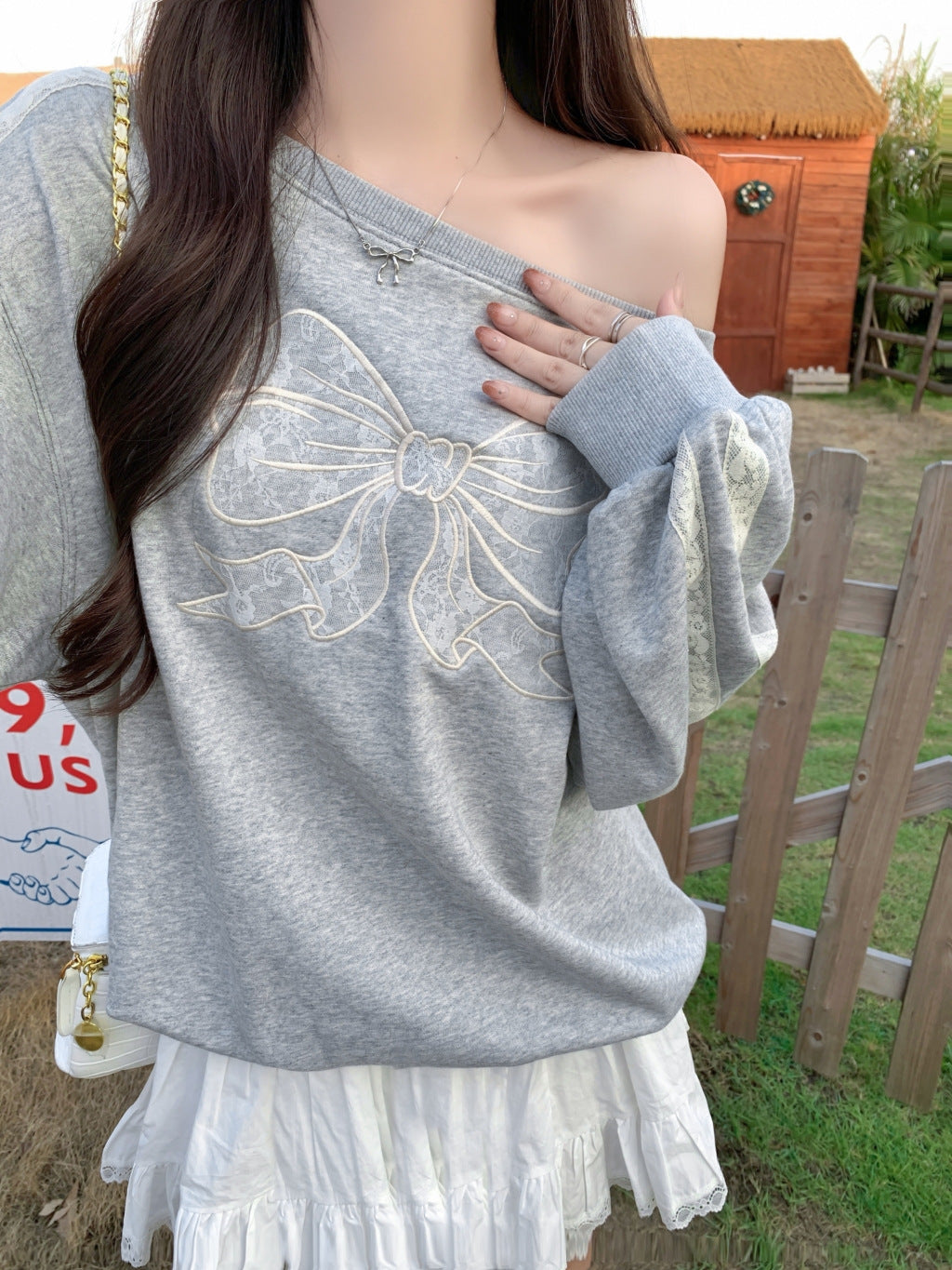Lace Bow Off-Shoulder Oversized Sweatshirt mry001626