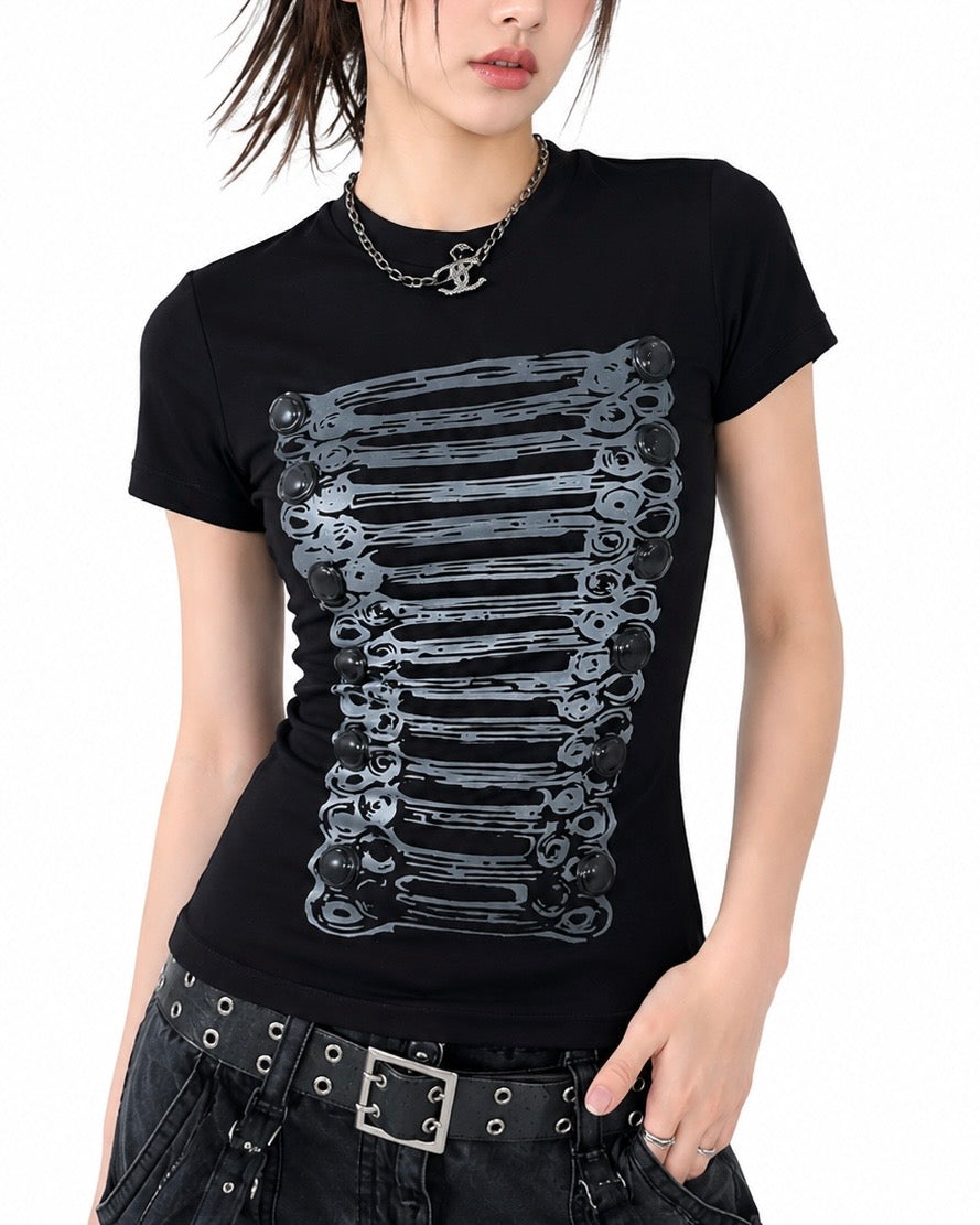 【トップス】スタッズグラフィックTシャツ mry002450