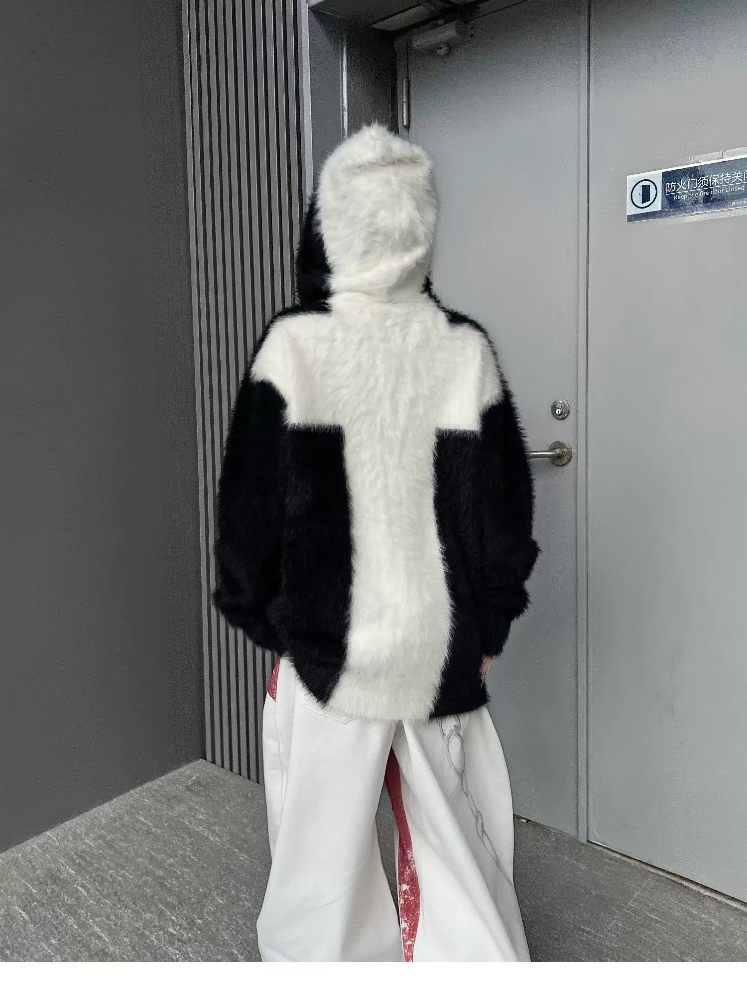 Unisex Fur Cross Zip Jacket mry002025