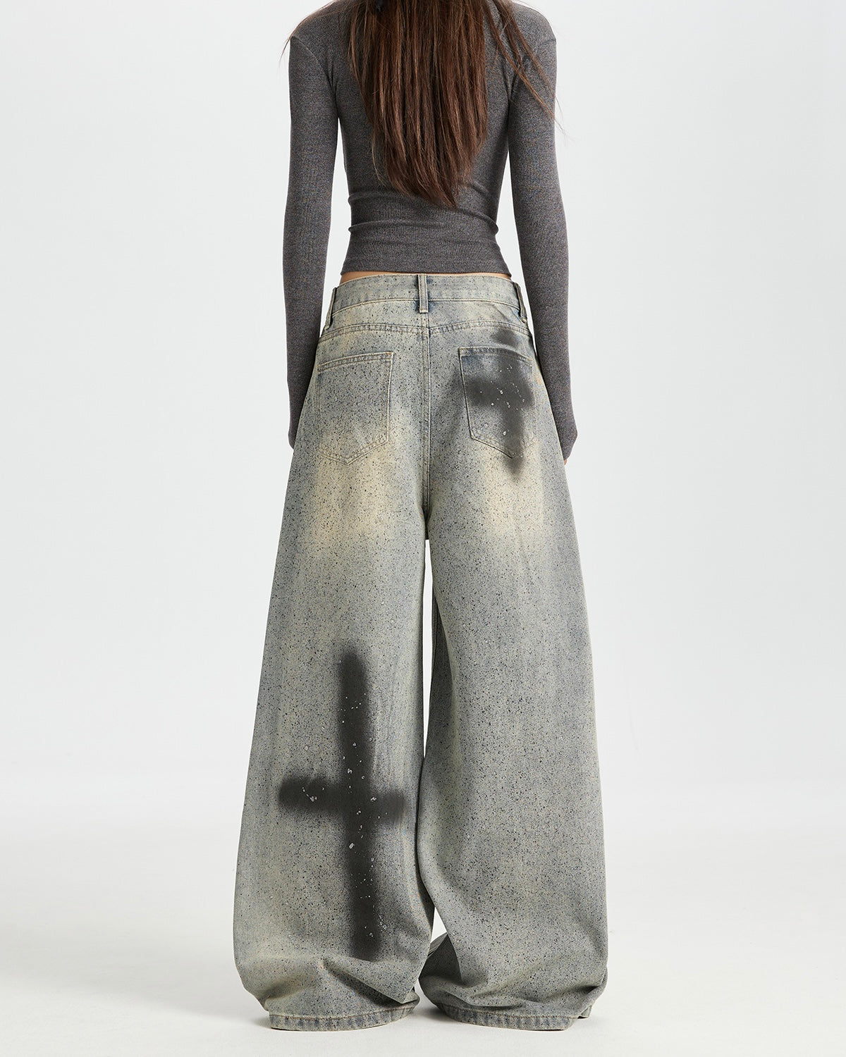 【COVER:FIT】Oversized Spray Painted Cross Wide-Leg Jeans mry001873