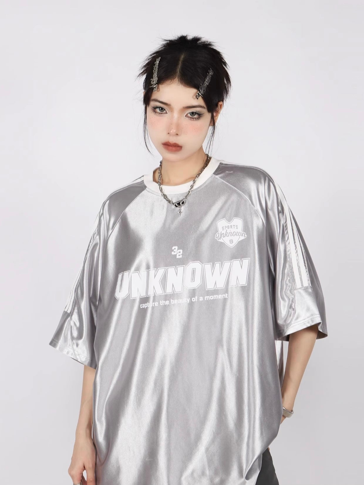 【2color】Unknown Gleam T-Shirt mry001681