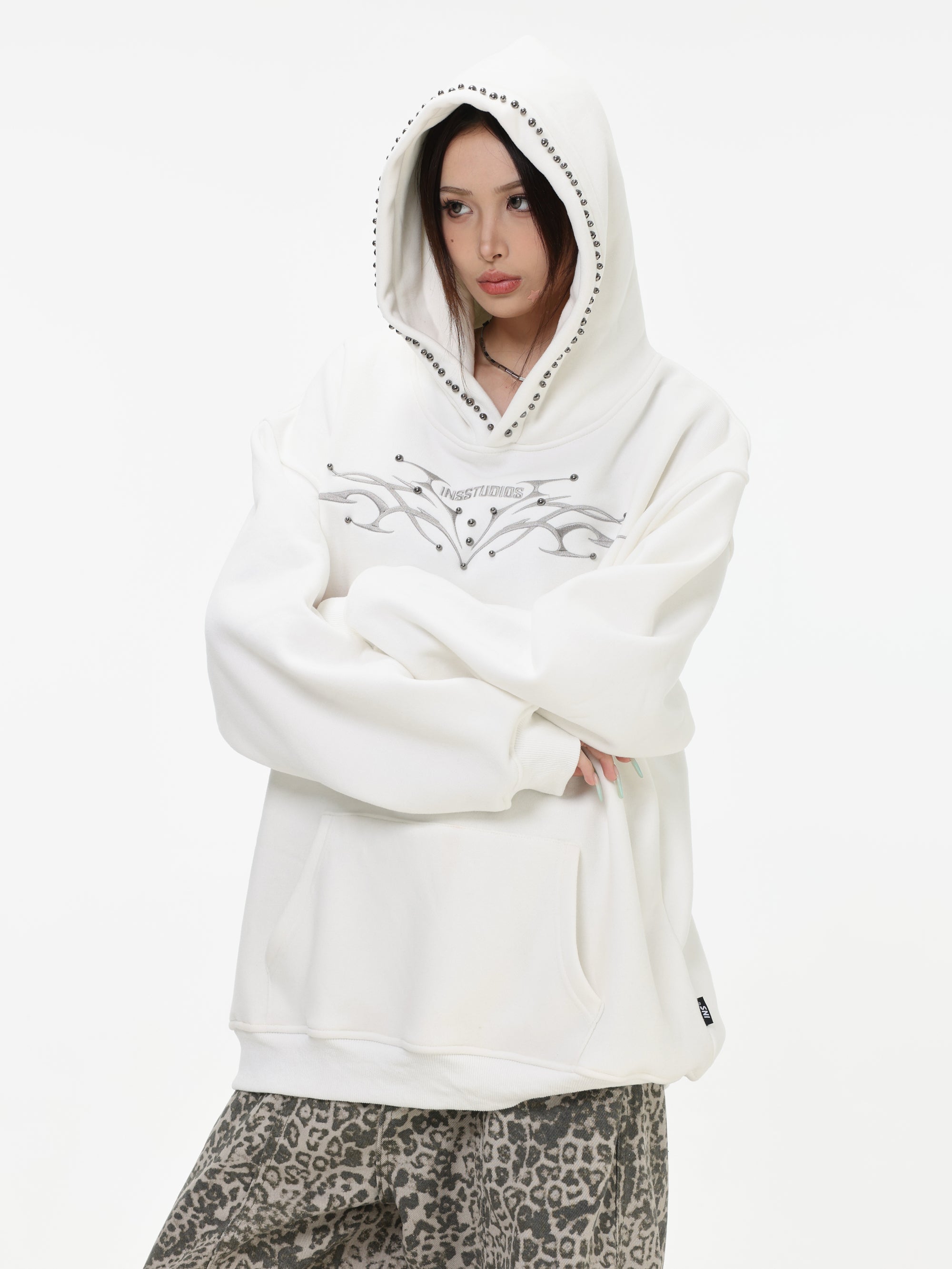 【評価★4.8以上／高品質】Tribal Studded Oversized Hoodie mry001900