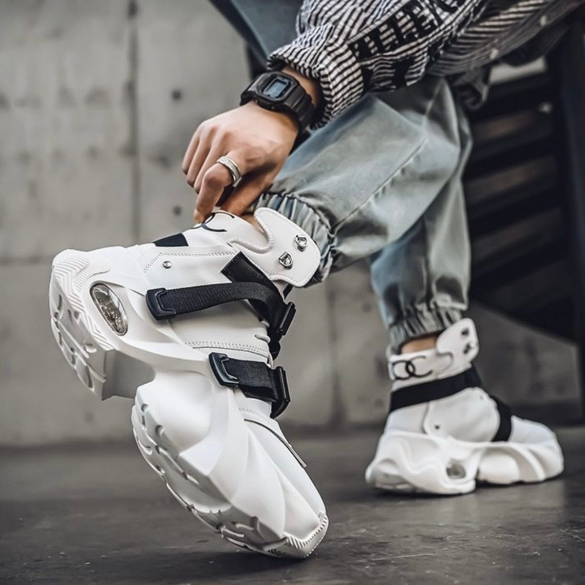 Cyber Tech High Chunky Sneakers mry002166