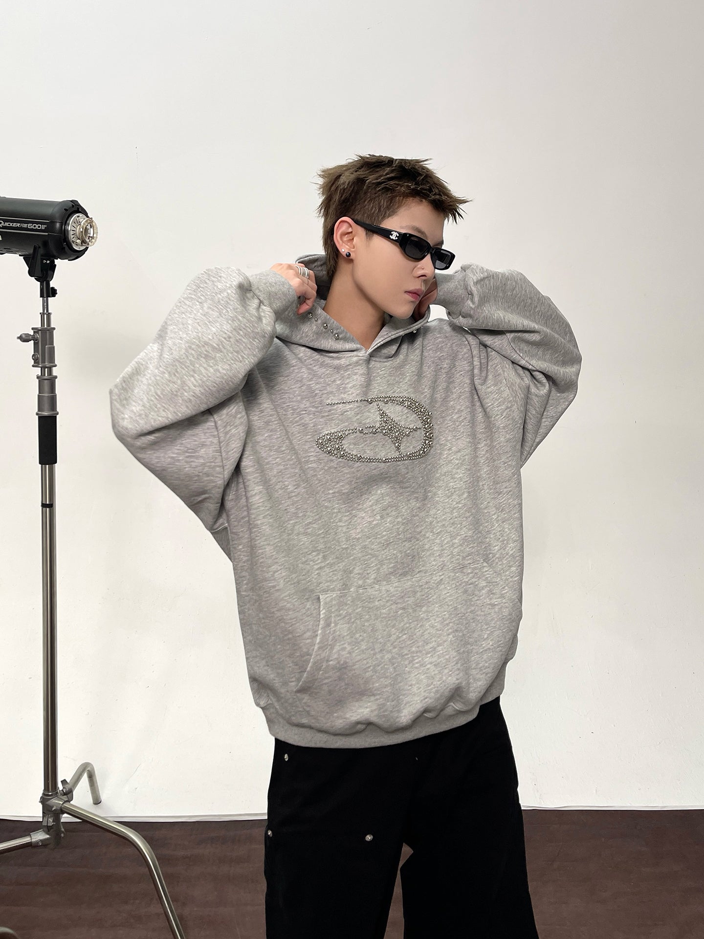 【評価★4.8以上／高品質】Rhinestone Logo Oversized Hoodie mry001901