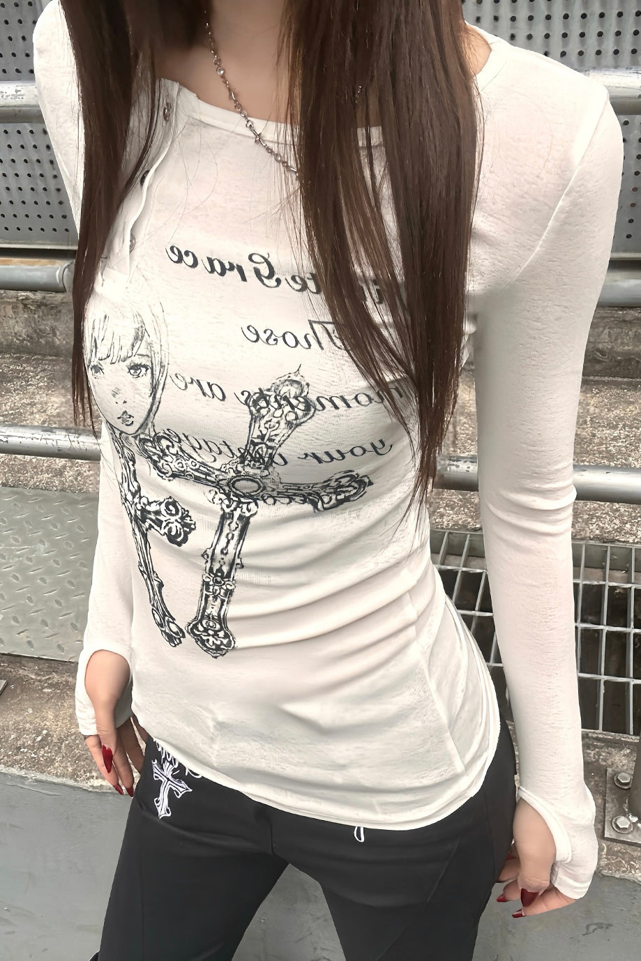Grunge Cross Illustration Fitted Tops mry002249