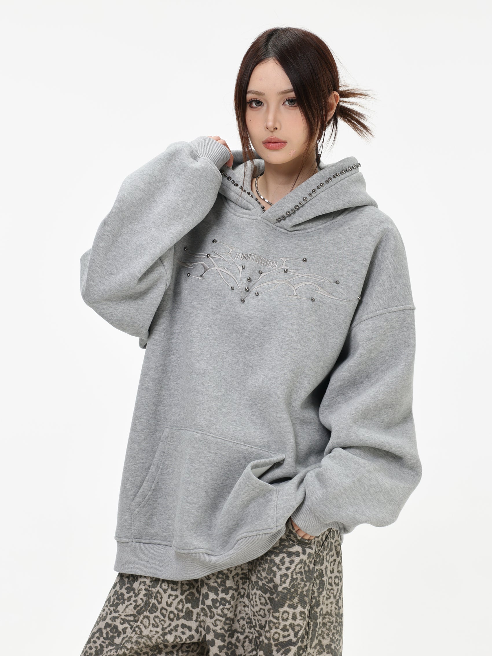 【評価★4.8以上／高品質】Tribal Studded Oversized Hoodie mry001900
