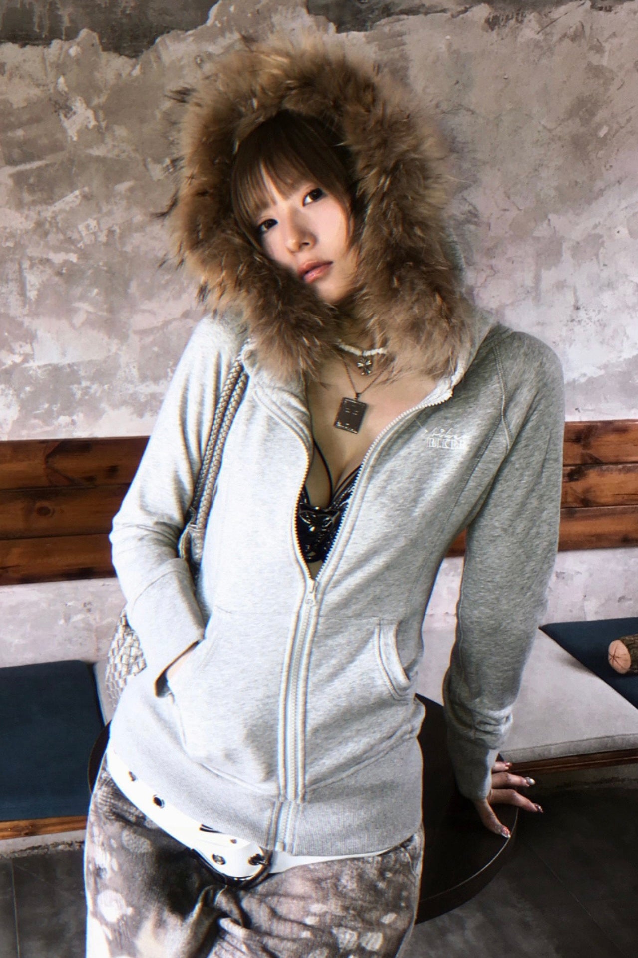 Slim Fit Fur Hoodie mry002231