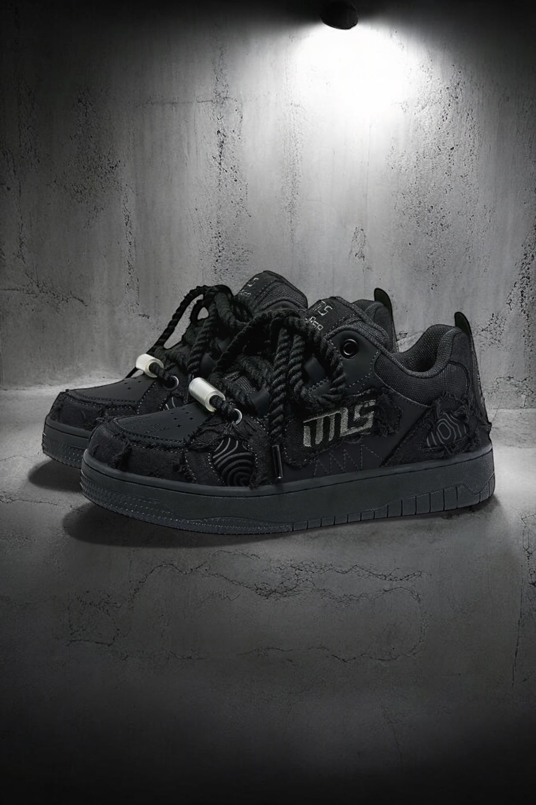 Black Rope Lace Sneakers mry002156