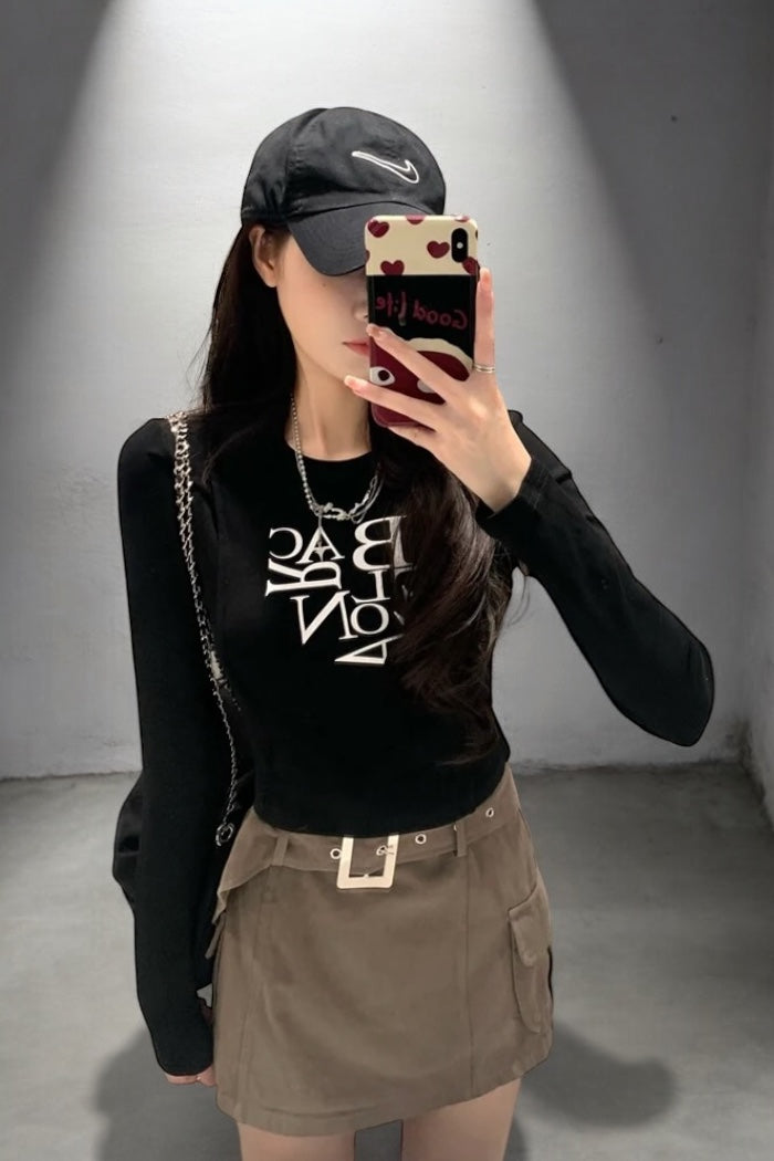 　【2color】Barcelona Typo Slim Fit Long Sleeve Tee mry001739