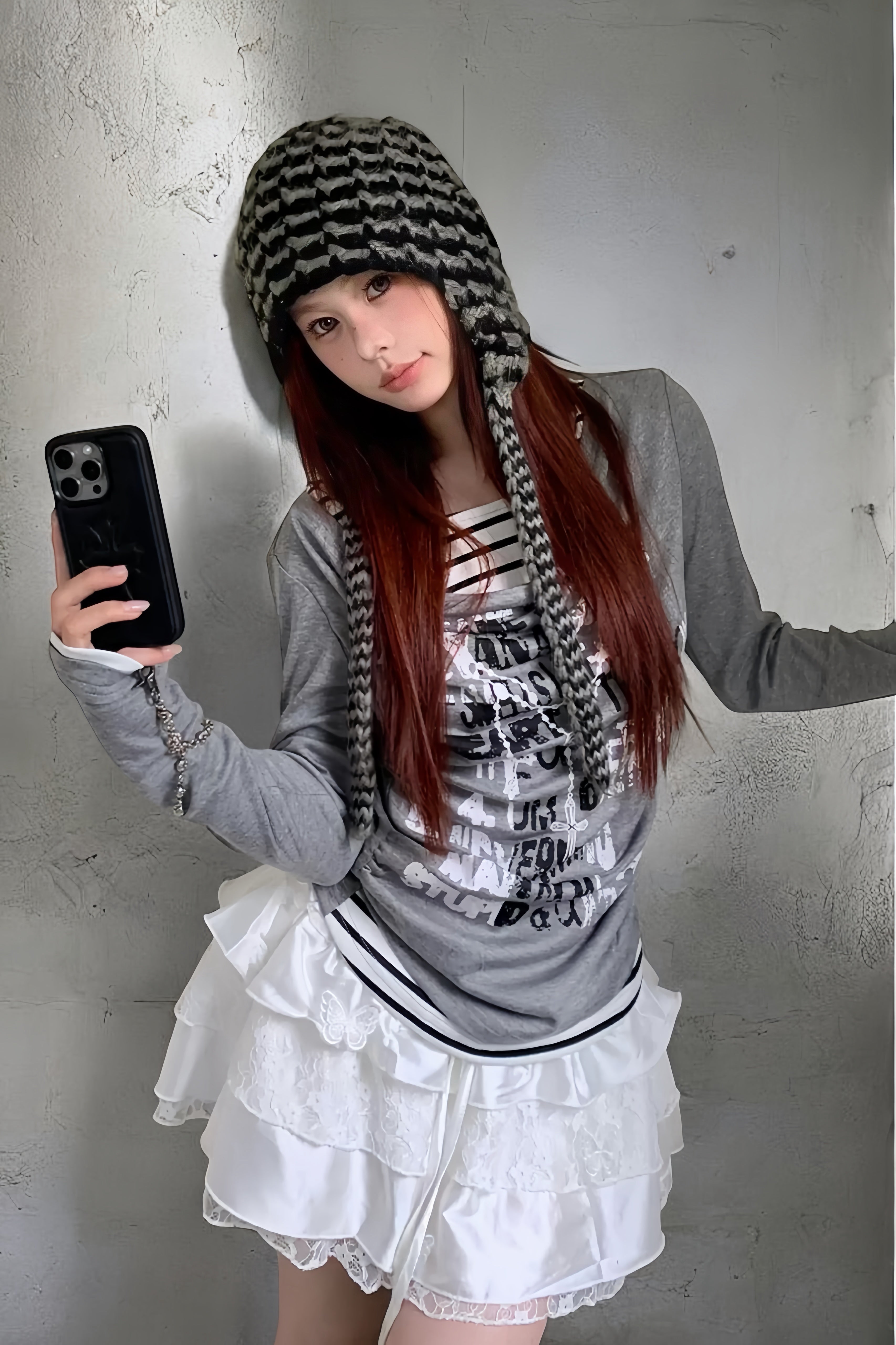 Layered Graphic Drape Top mry002190