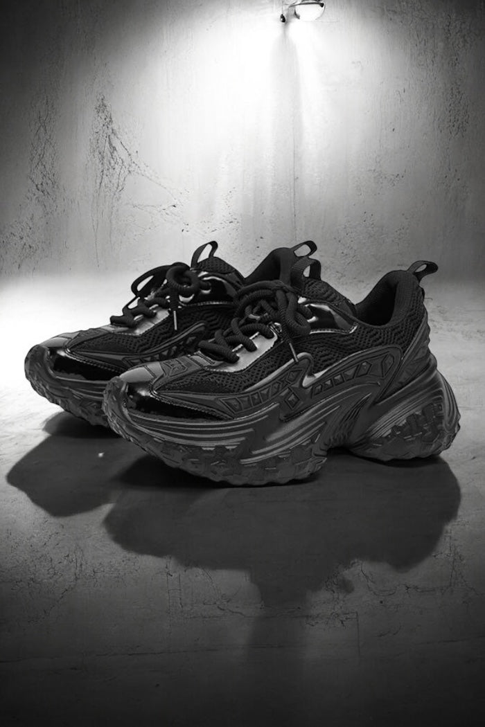 Hyper Wave Sole Sneakers mry001951