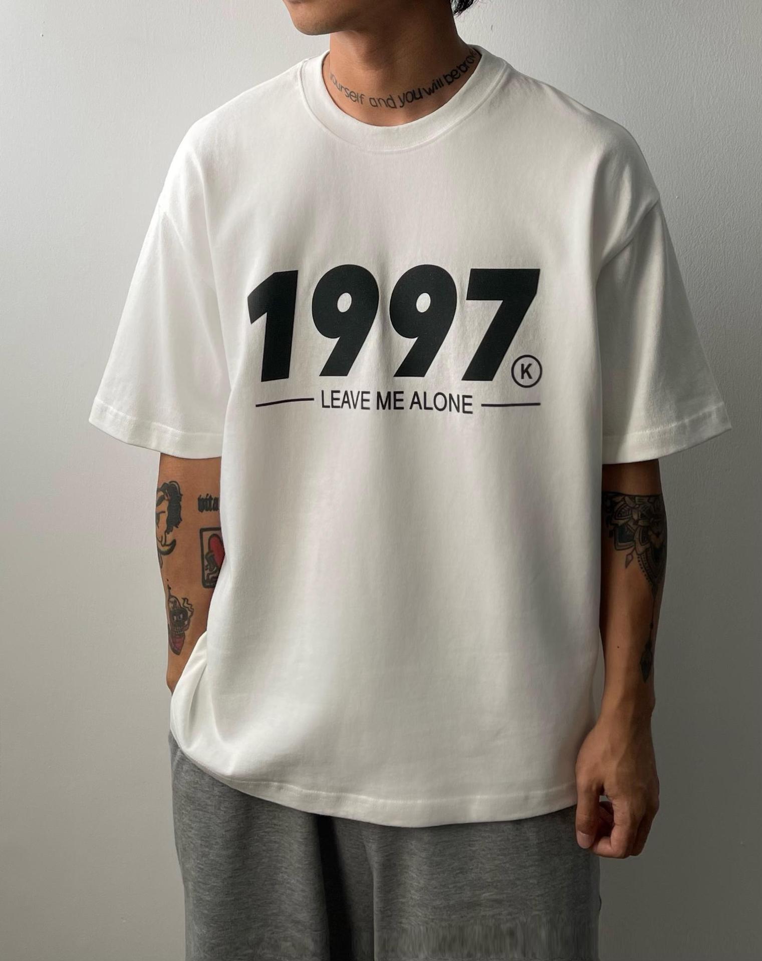 【送料無料】３カラー展開 カジュアル 1997レターロゴ  mry000643