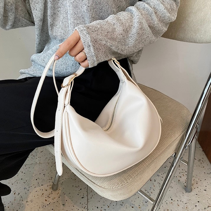 2カラー展開 ハーフムーンバッグ mry001576